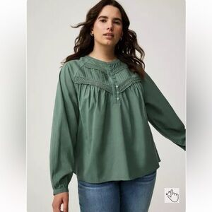 Torrid size 00x 10 M/L Voile Relaxed Long Sleeve Blouse